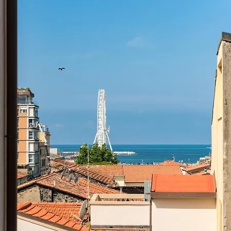 Appartamento Levante Di Pregio, Terrazza E Vista Panoramica Sul Mare E La *