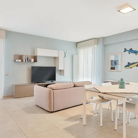 Levante Di Pregio, Terrazza E Vista Panoramica Sul Mare E La Citta Viareggio