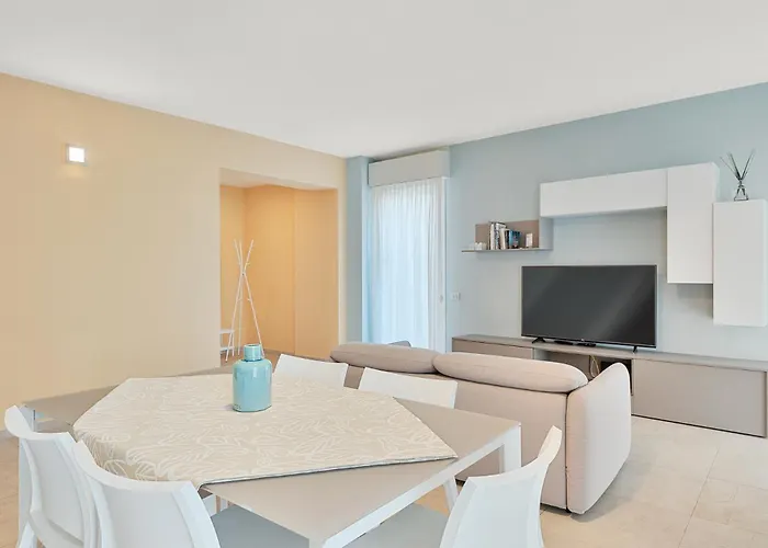 Levante Di Pregio, Terrazza E Vista Panoramica Sul Mare E La Citta *