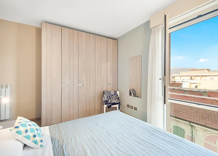 Levante Di Pregio, Terrazza E Vista Panoramica Sul Mare E La Citta *