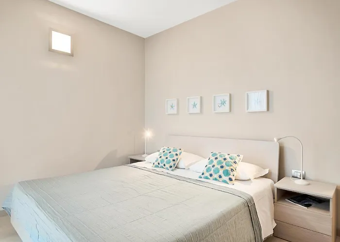 Levante Di Pregio, Terrazza E Vista Panoramica Sul Mare E La Citta * Βιαρέτζιο